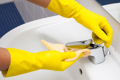 Residential deep cleaning service for flats and period homes in Putney